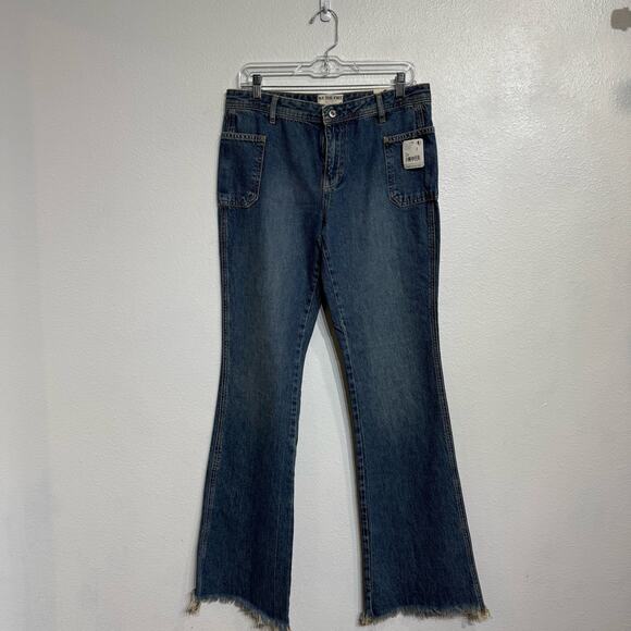 Free People In the West Izzy Flare Jeans Sz 28 NWT - Picture 2 of 15